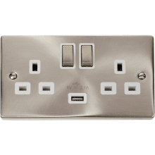 Click VPSC570WH Victorian Satin Chrome 13A 2G Ingot Switched Socket With 2.1A USB Outlet 