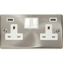 Click VPSC780WH Socket 2G Switched & USB 13A